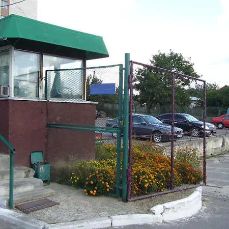 Hotel Profspilkovyi-3